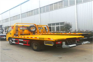 江阳附近拖车救援搭电